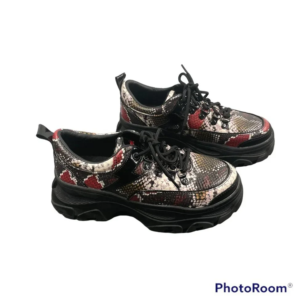 Skechers chunky platform